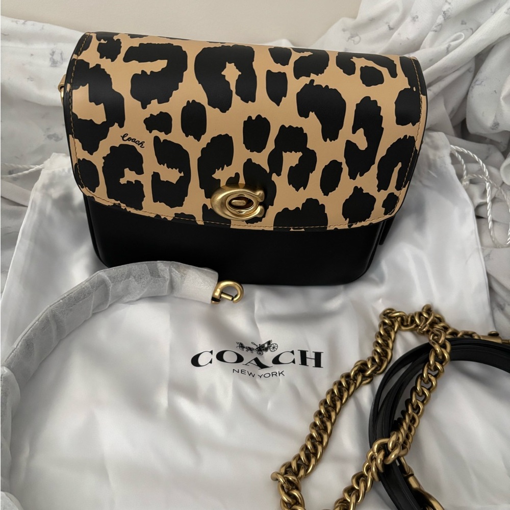 Coach Cassie 19 - Black and Tan Leopard Print Crossbody Bag - Picture 4 of 7